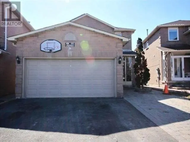Cheap Room Near Downtown- Year End Sale Mississauga 0*,  Canada