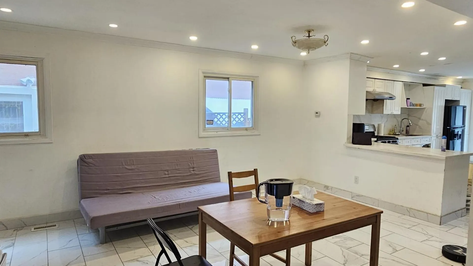 Homestay Cheap Room Near Downtown- Year End Sale Mississauga